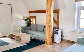 Przestronny Apartament Nr 7 Z Widokiem Na Gory Sowie